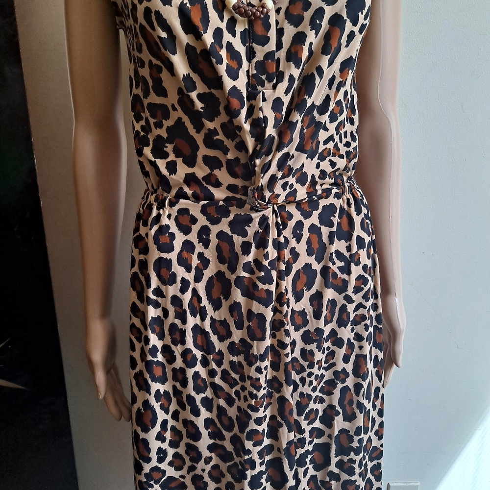 WORTHINGTON DRESS - Picture 2 of 9